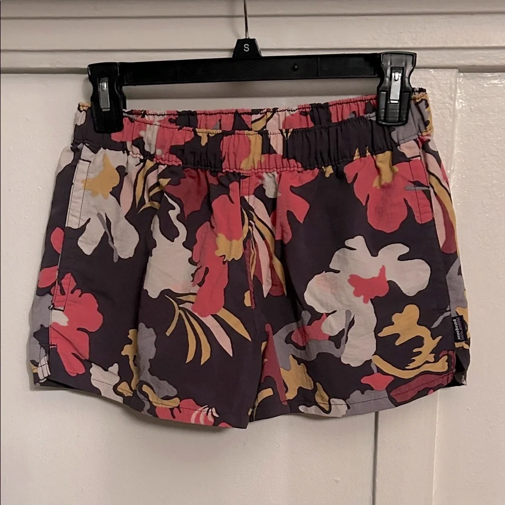 Patagonia Barely Baggie Shorts Floral Cloudbreak Ink Black Size Small
